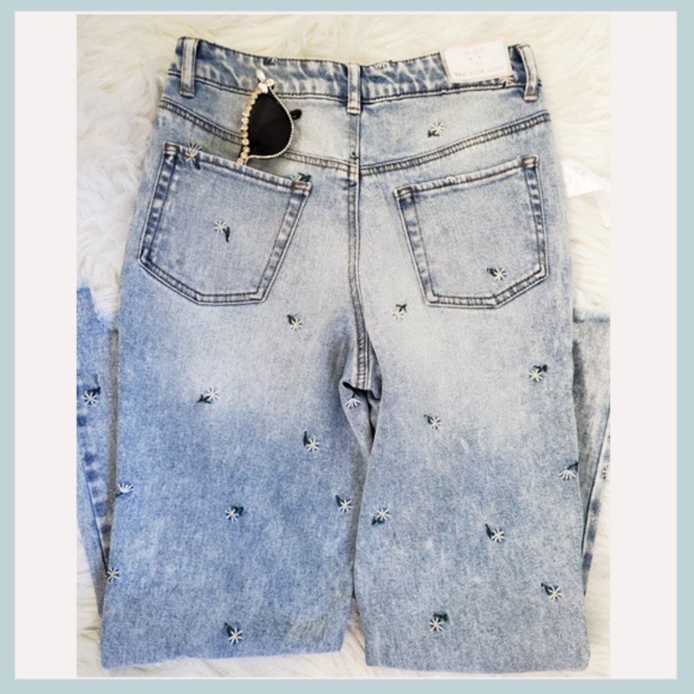 Tinseltown Daisy Mom Jeans Size 5 - Picture 3 of 7